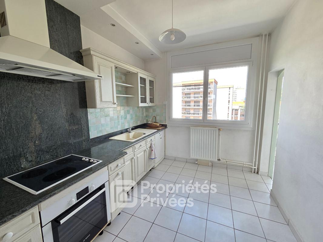 MONTELIMAR Appartement Montélimar 4 pièces 105 m2 14