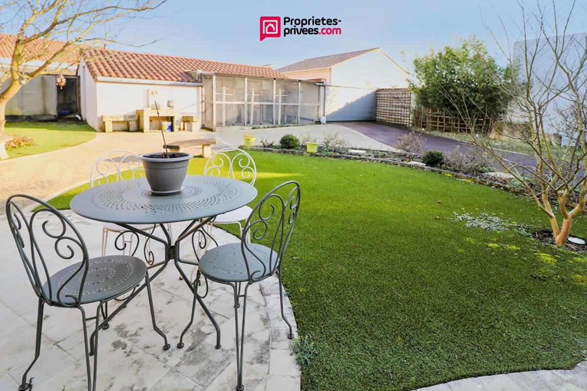 MAULEVRIER Maison Maulévrier 211 m² 18
