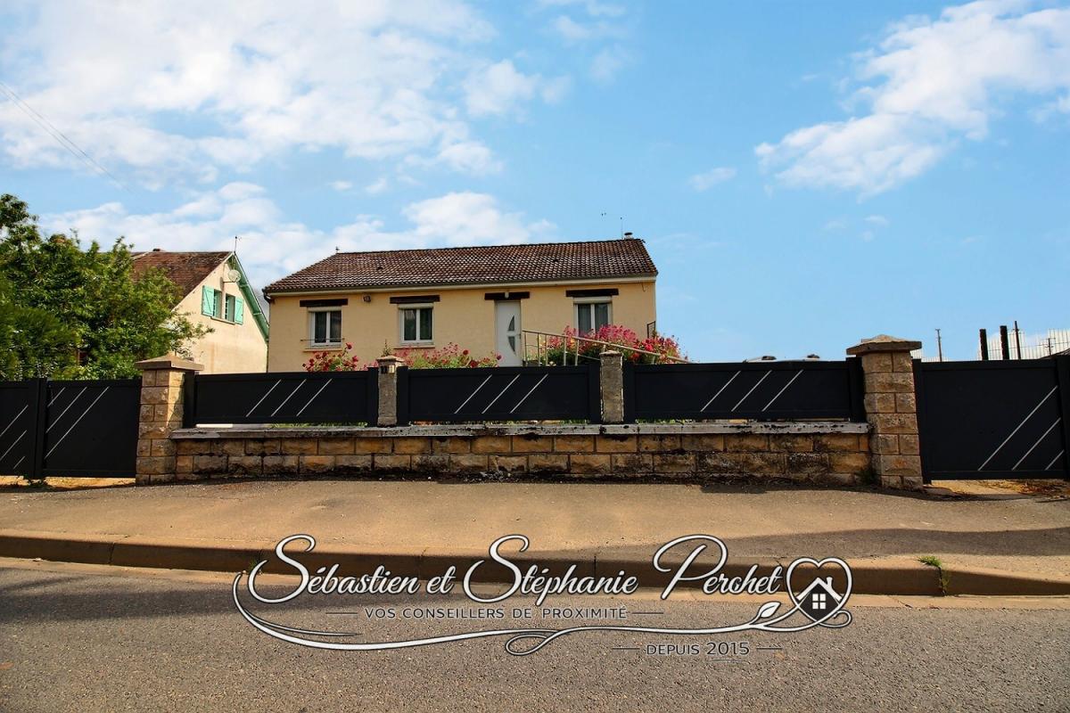 PATAY EXCLUSIVITÉ - Maison sur sous-sol - 88 m² - 3 chambres - Terrain clos de 824 m² - Vue dégagée sur les champs 1