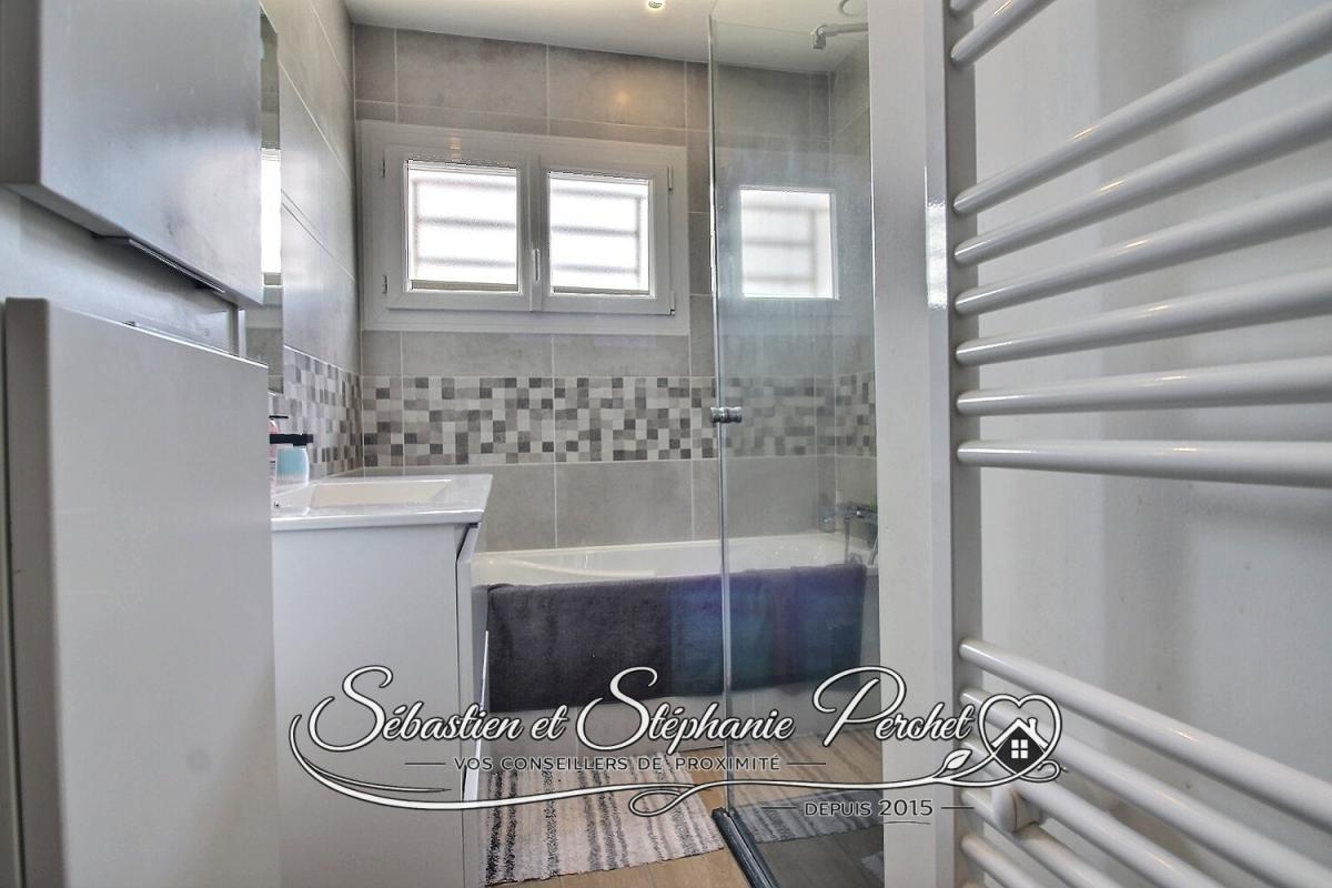 PATAY EXCLUSIVITÉ - Maison sur sous-sol - 88 m² - 3 chambres - Terrain clos de 824 m² - Vue dégagée sur les champs 13