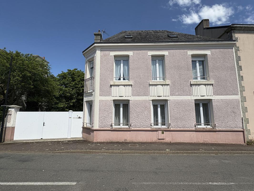 RIEC-SUR-BELON A vendre RIEC SUR BELON (29340) Maison de ville 7 pièces 4 chambres 124 m2 3