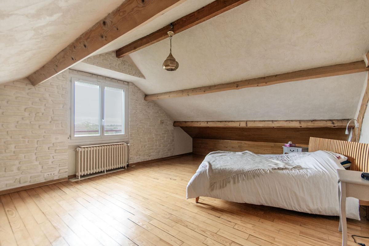 BRETIGNY-SUR-ORGE Maison Bretigny Sur Orge 5 pièce(s) 90 m2 - 129 m² au sol 8