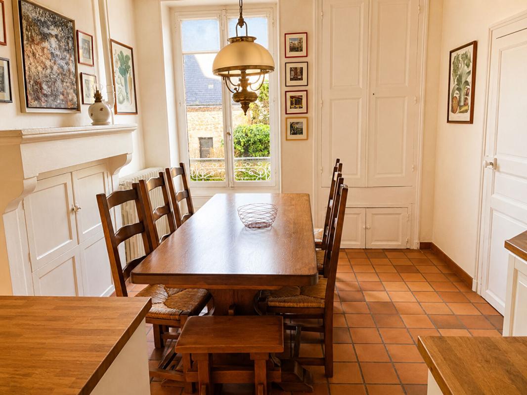 BELLEME Secteur Bellême - Maison 5 chambres avec ateliers, bureaux, gîte et jardin clos 6