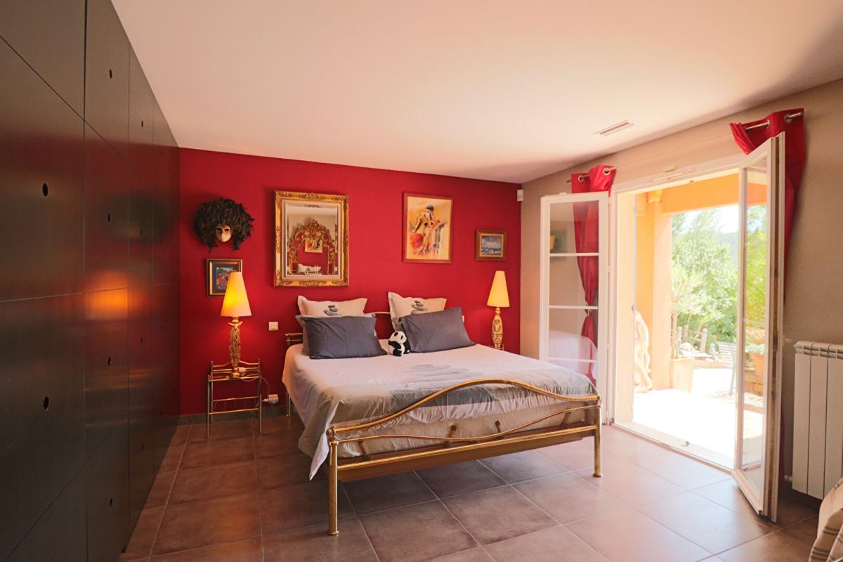 VILLENEUVE-LES-AVIGNON Maison Villeneuve Les Avignon 5 pièce(s) 221 m2 11