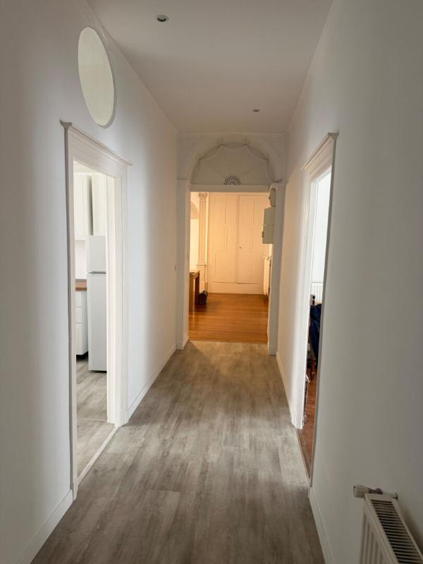 CHALON-SUR-SAONE Appartement Chalon Sur Saone 4 pièce(s) 111m² dont  104 m2 (carrez) 8