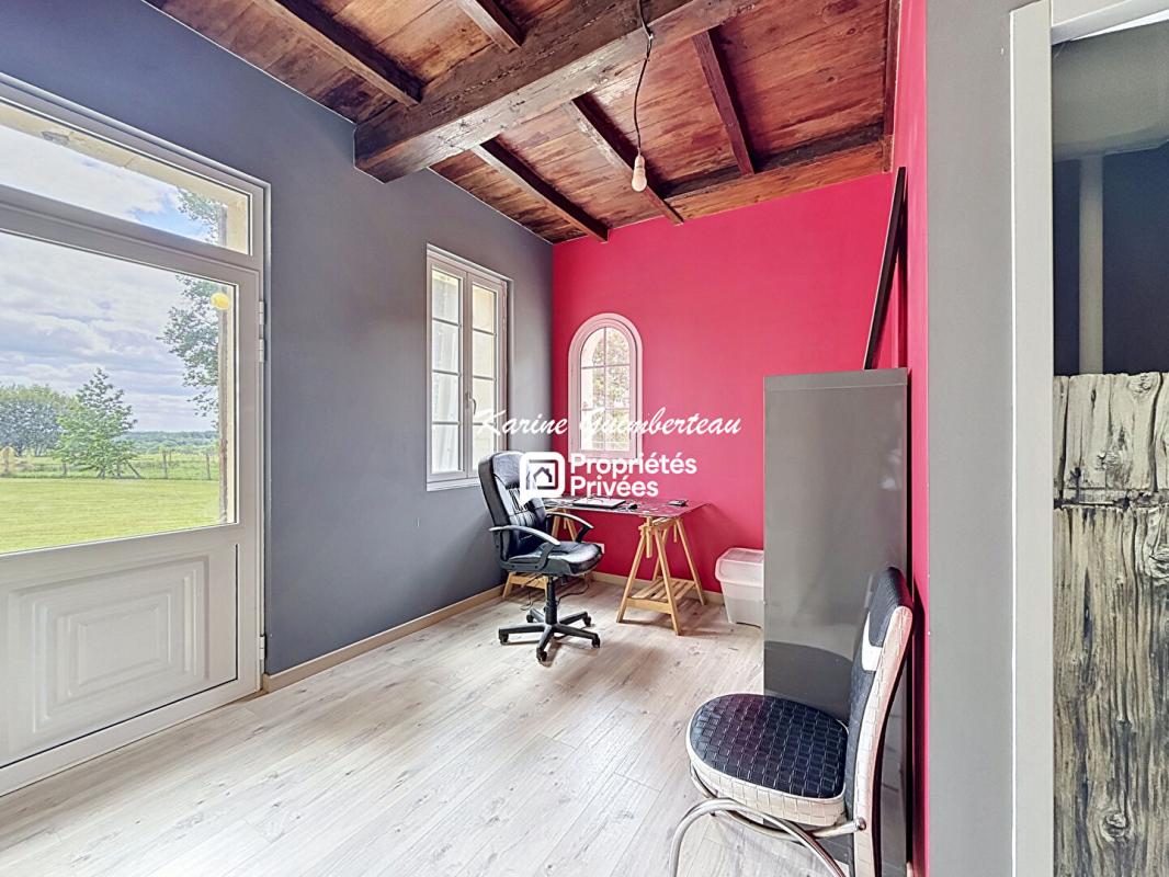 GALGON Maison en pierre + gîte + près + bois + étang 10