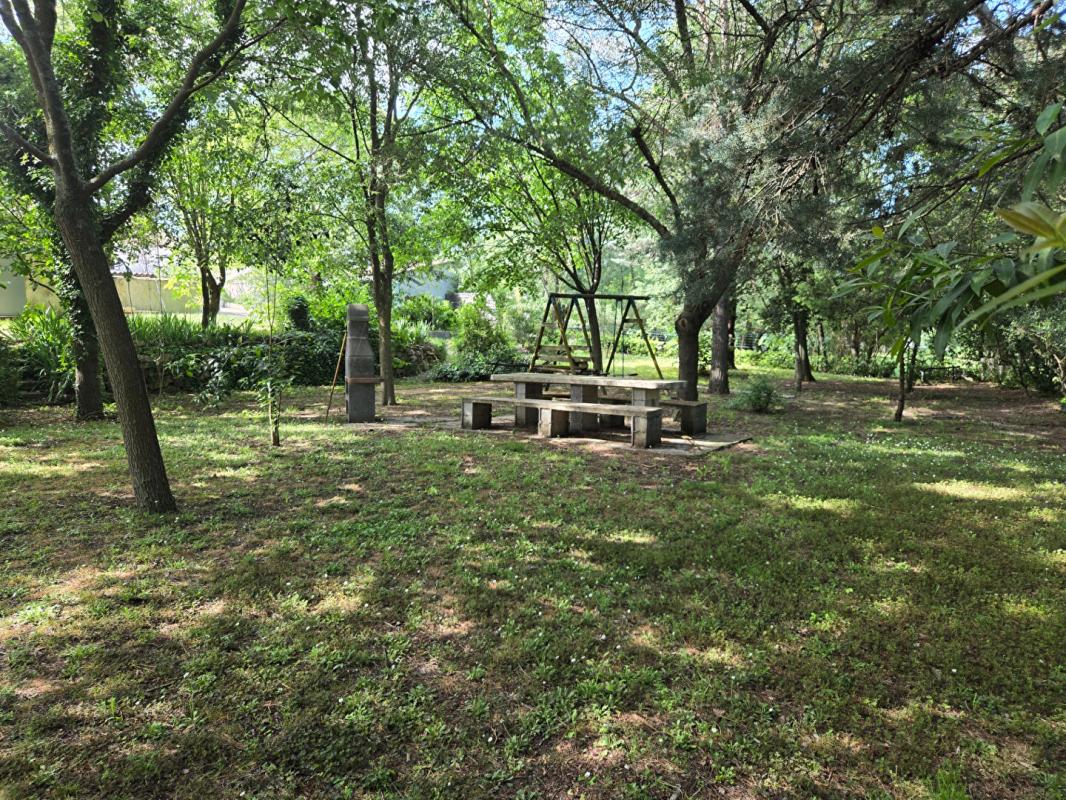 AIGREMONT Villa sans vis à vis  de 120.68 M2 avec piscine  et terrain clos de 2680 M2 4