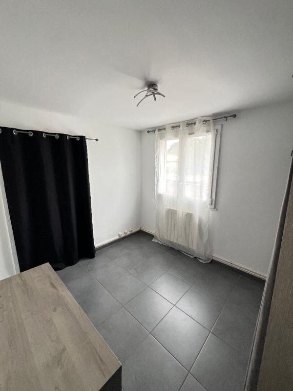 VALENCE Appartement Valence 4 pièce(s) 58 m2, garage, cave 11