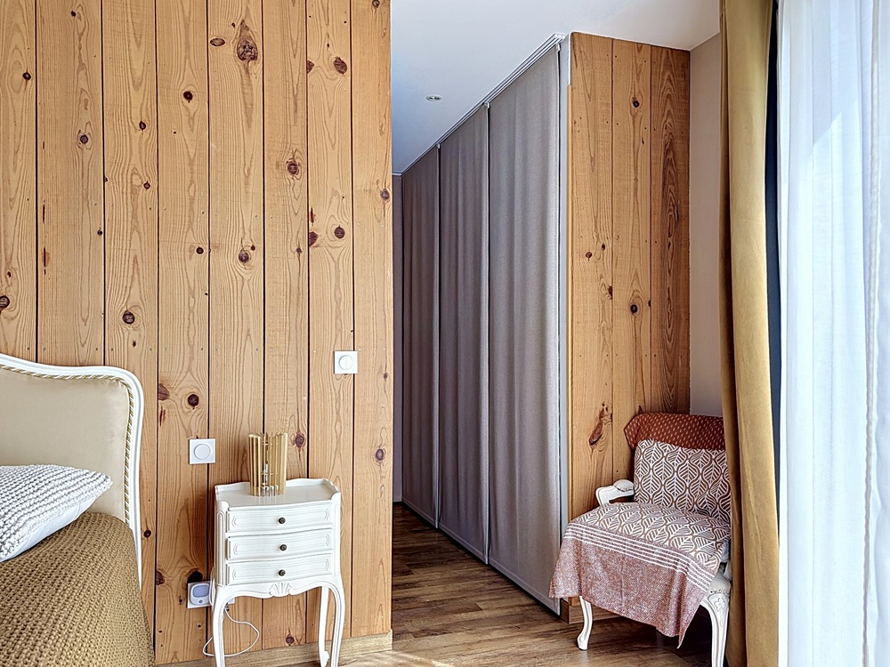 FERRIERES Villa de plain-pied 130 m2, Classe énergie A - 3 chambres- dans son écrin de verdure- centre village 10