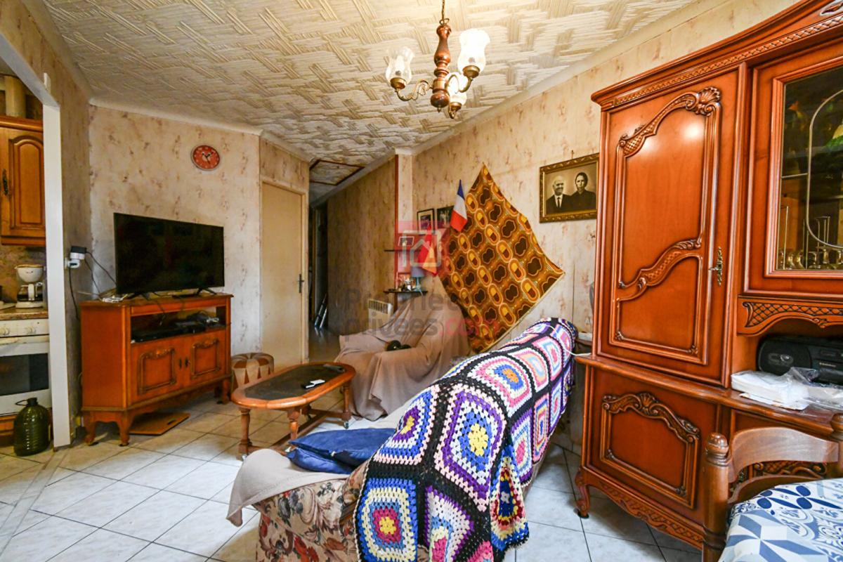 TREMBLAY-EN-FRANCE À VENDRE MAISON INDIVIDUELLE AVEC JARDIN, VÉRANDA ET GARAGE À TREMBLAY-EN-FRANCE 2