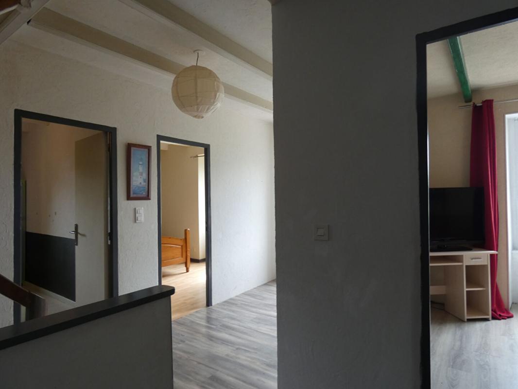 PLESLIN-TRIGAVOU A 15mns de DINARD, maison en pierre, très bon état, 8 pièces et 6 chambres ! 10