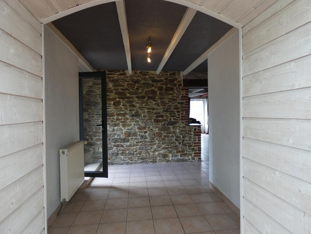 PLESLIN-TRIGAVOU A 15mns de DINARD, maison en pierre, très bon état, 8 pièces et 6 chambres ! 3