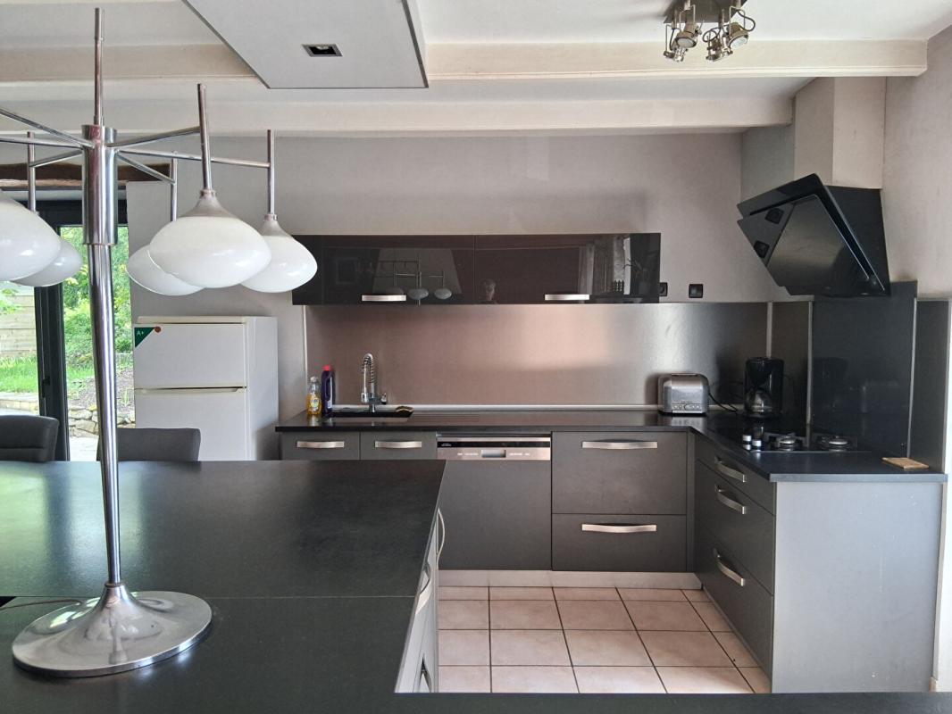 PLESLIN-TRIGAVOU A 15mns de DINARD, maison en pierre, très bon état, 8 pièces et 6 chambres ! 6