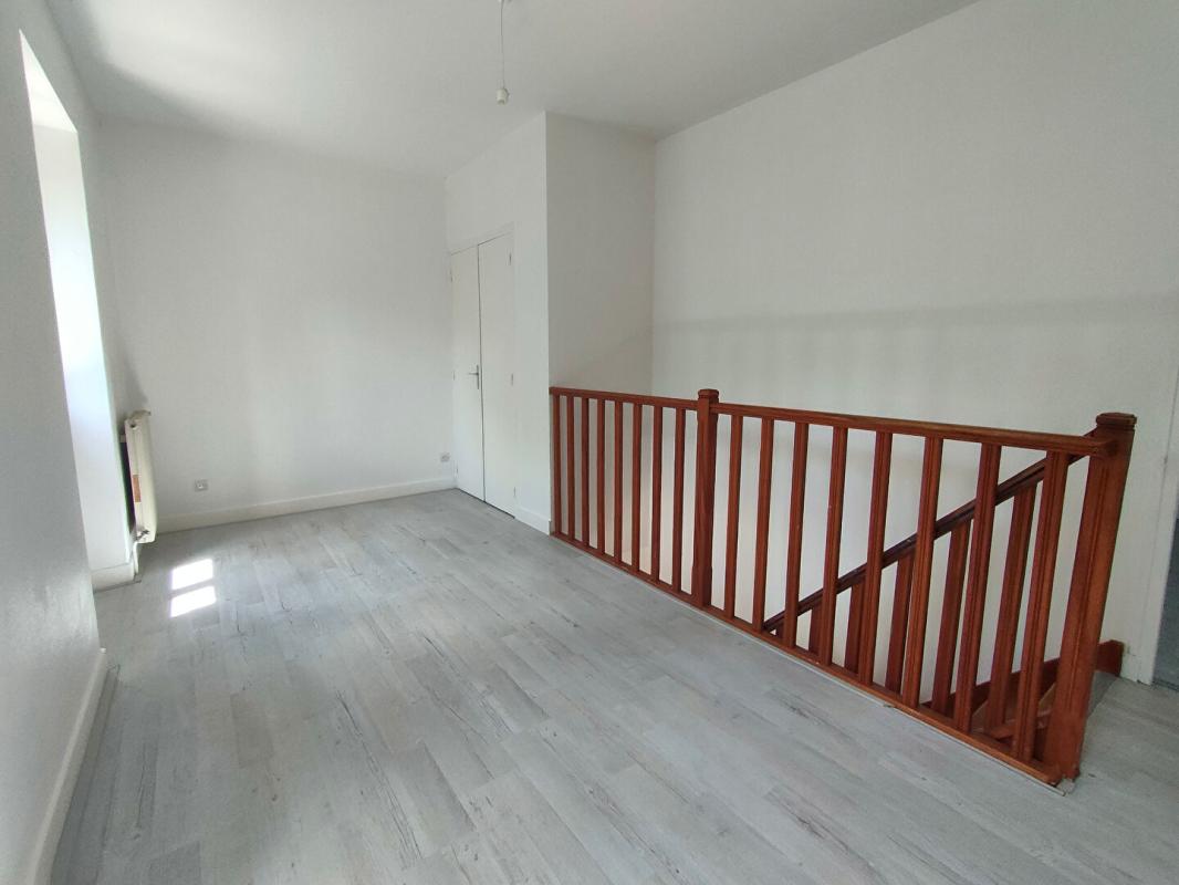 SAINTE-EULALIE PROPRIETE : MAISON EN PIERRE 150 m²  + ECHOPPE 120 m² + HANGAR 230 m² - TERRAIN 1 HECTARE 11