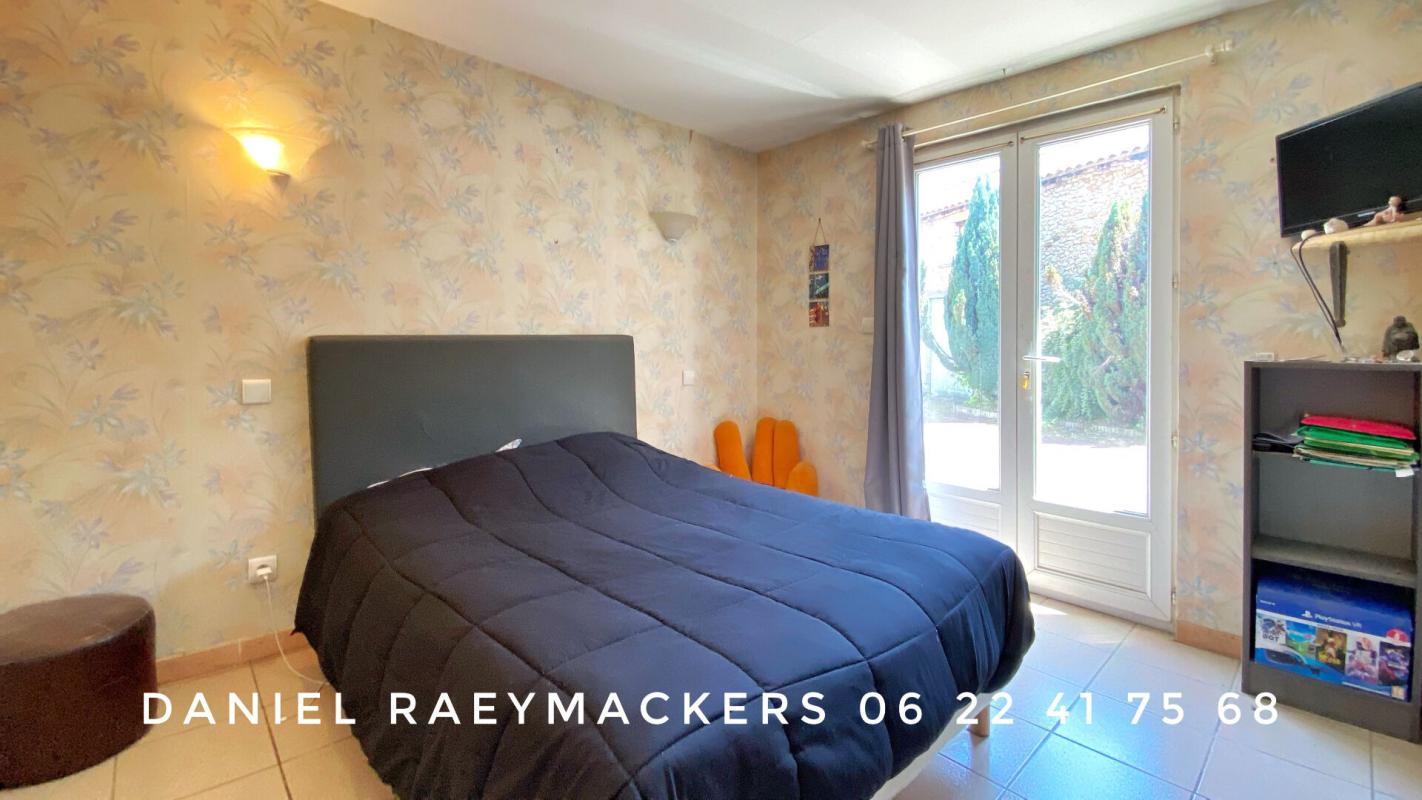 NEUVIC Daniel Raeymackers Maison Neuvic 11 pièces 8