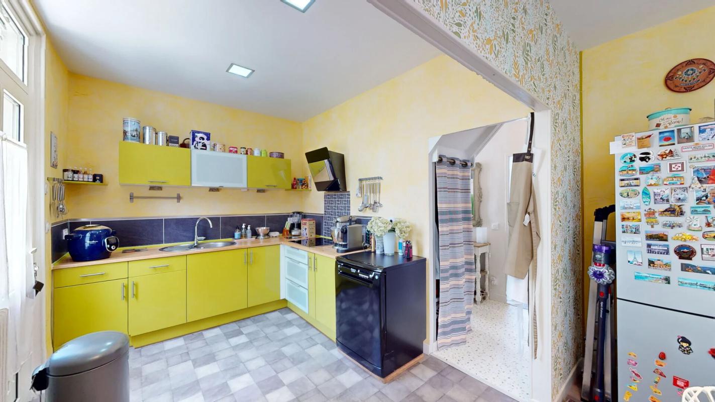 VIERZON Maison Vierzon 5 pièce(s) 88.69 m2 5