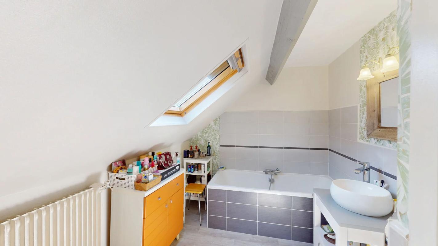 VIERZON Maison Vierzon 5 pièce(s) 88.69 m2 8