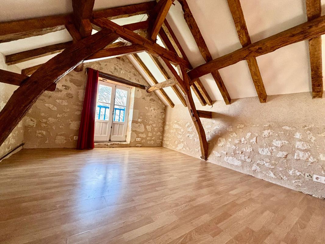 BAUGÉ-EN-ANJOU Longère avec gîtes - 10 pièce(s) 235 m2 13