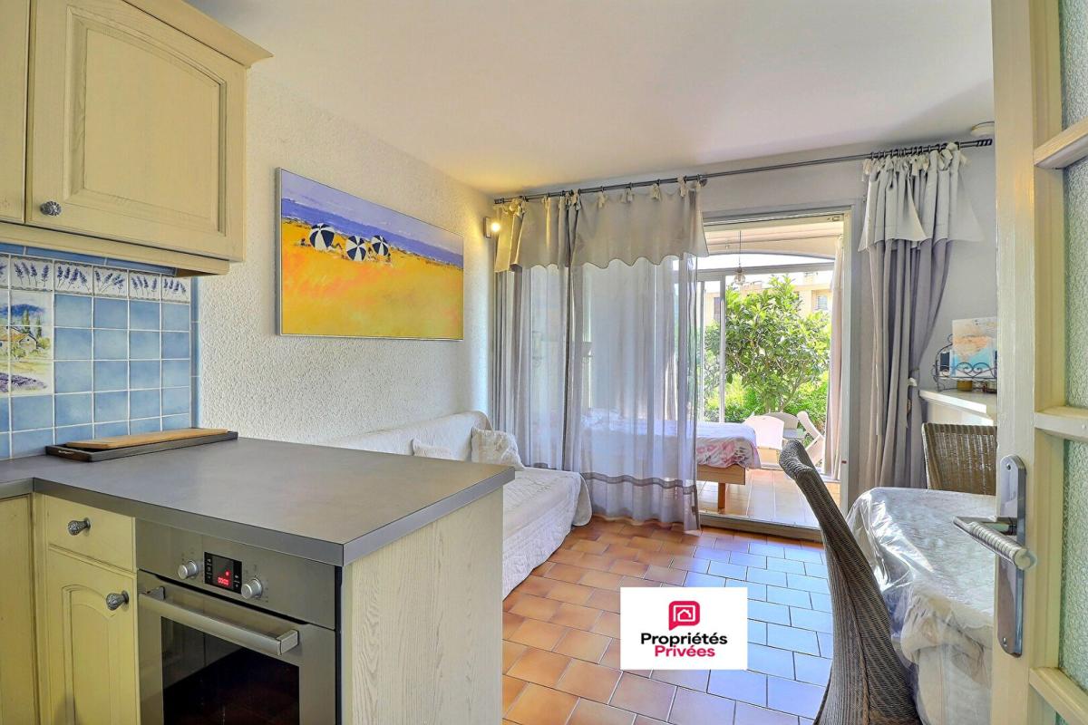 BANDOL Appartement Bandol 1 pièce(s) 21.66 m2 avec jardin - cave et parking 11