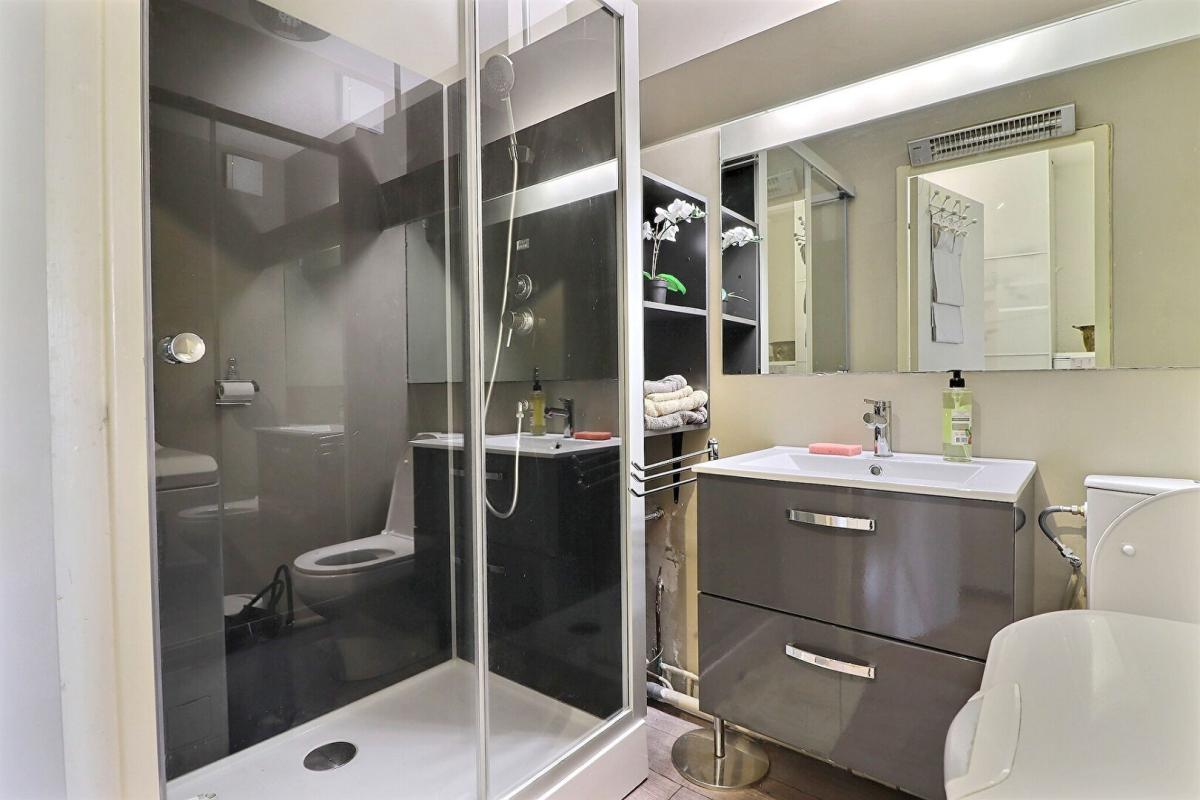 BANDOL Appartement Bandol 1 pièce(s) 21.66 m2 avec jardin - cave et parking 13