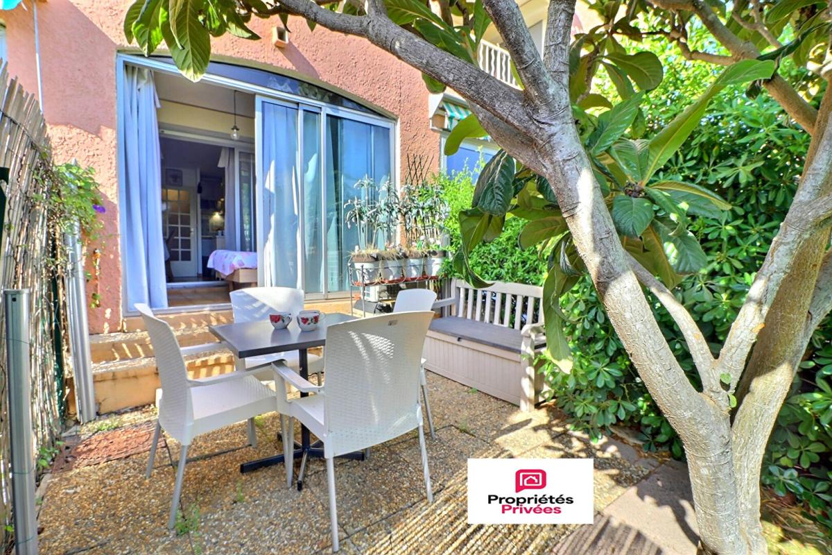 BANDOL Appartement Bandol 1 pièce(s) 21.66 m2 avec jardin - cave et parking 2