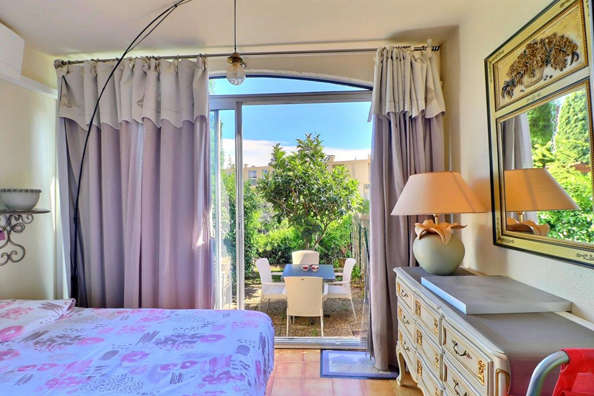 BANDOL Appartement Bandol 1 pièce(s) 21.66 m2 avec jardin - cave et parking 5