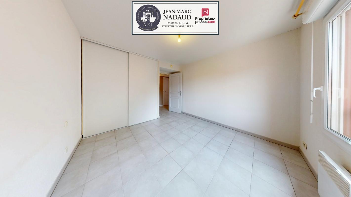 SAINT-RAPHAEL Appartement 3 pièces de 77,15 m² avec terrasse + garage, plages à pied 9