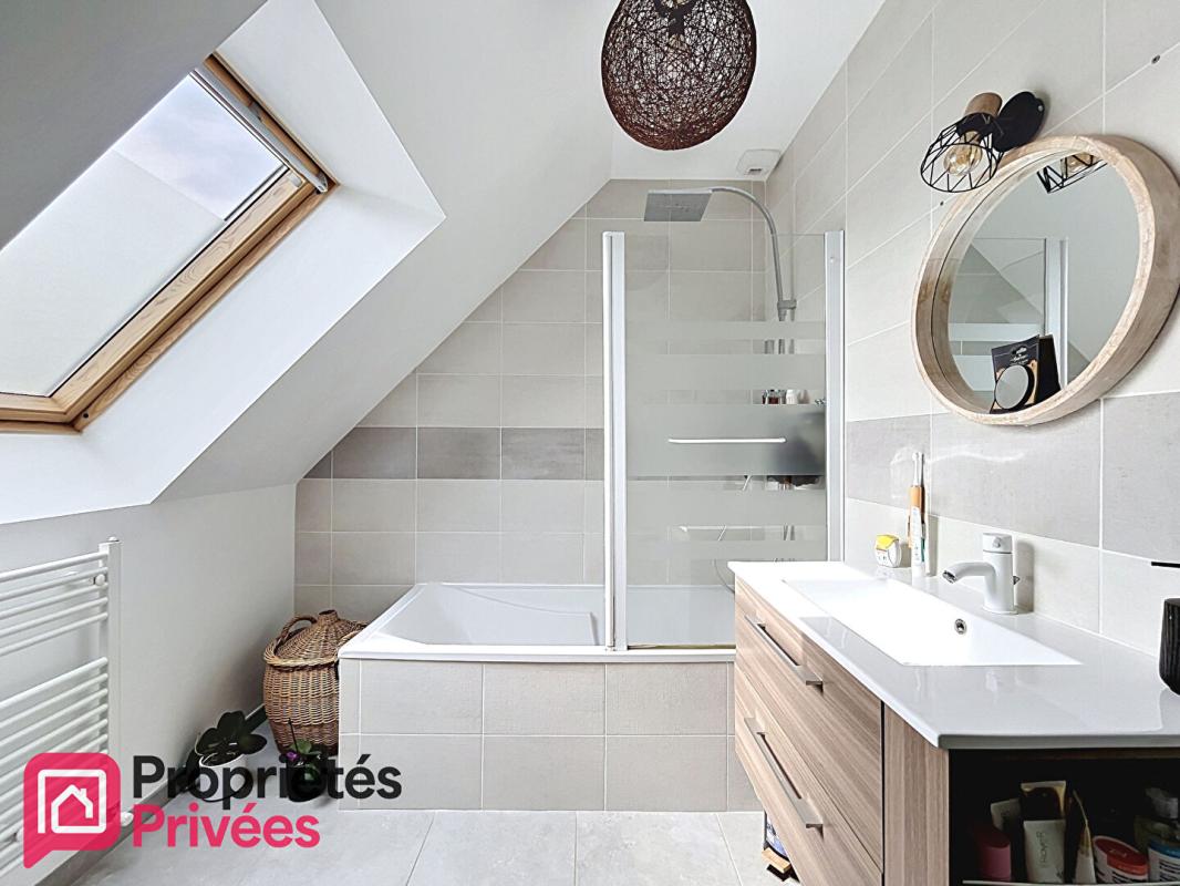 SAINTE-GEMMES-SUR-LOIRE Maison Sainte Gemmes Sur Loire 3 chambres 90 m2 utiles 10