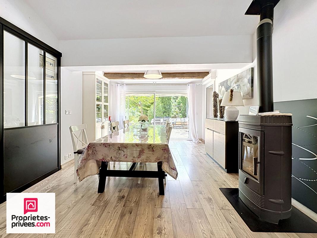RIANS Rians villa T5 avec piscine sur 3515 m² calme sans vis à vis 4