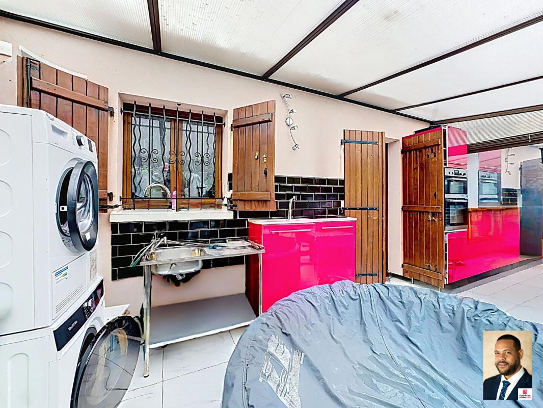 SAVIGNY-SUR-ORGE Quartier des Fleurs- Maison 7 pièces sur 325m² de terrain 10