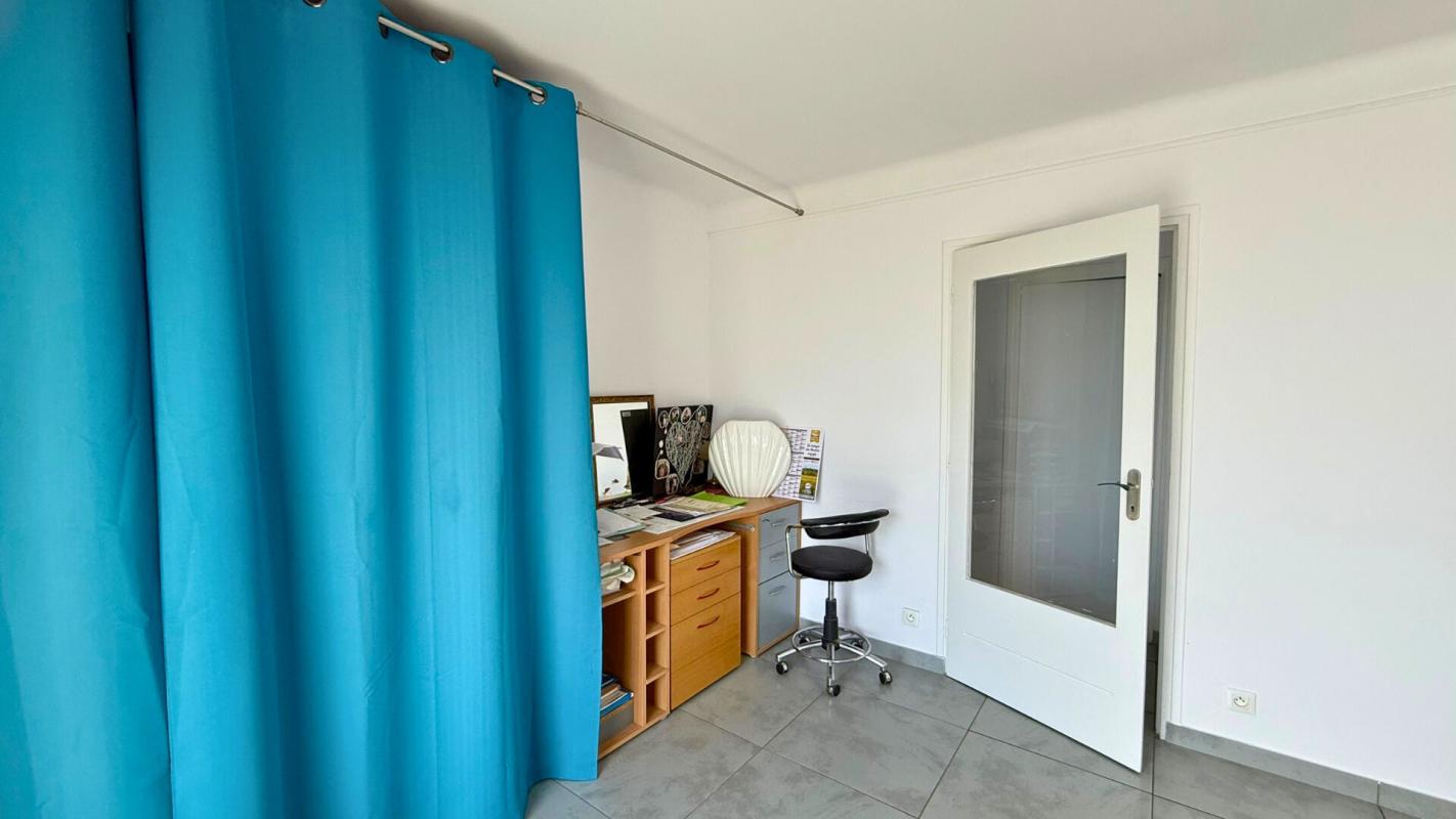 SALEILLES Superbe Villa 4 faces, 150 M² avec piscine et sans vis à vis 12