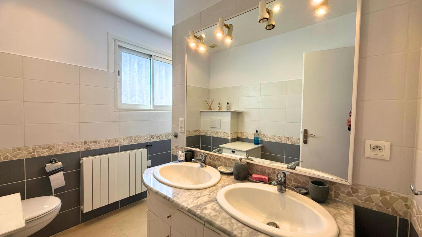 SALEILLES Superbe Villa 4 faces, 150 M² avec piscine et sans vis à vis 17