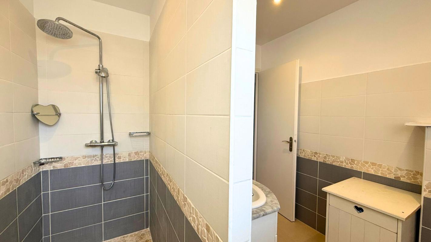 SALEILLES Superbe Villa 4 faces, 150 M² avec piscine et sans vis à vis 18
