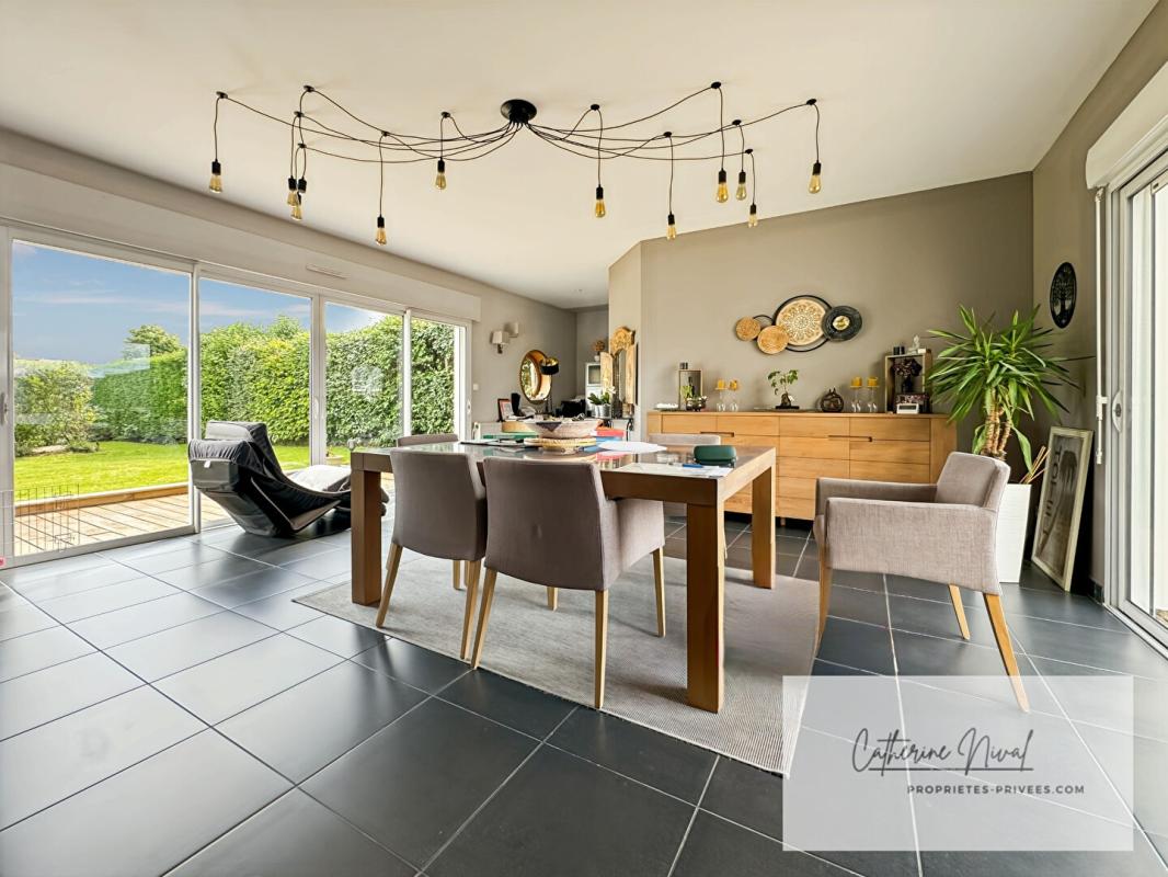 LA MADELEINE Maison 180 m2, 5 chambres, garage 60 m2 1