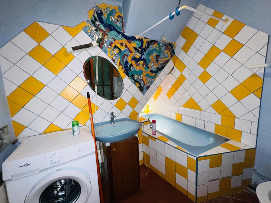 SAINT-CHAMAS Immeuble de rapports 83 m² 11