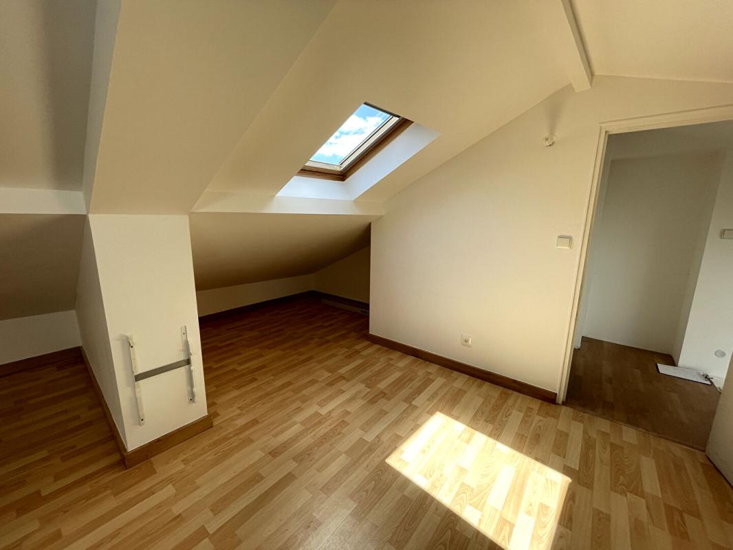 CORSEPT Maison rénovée au coeur de Corsept (44560) avec garage et jardin 11