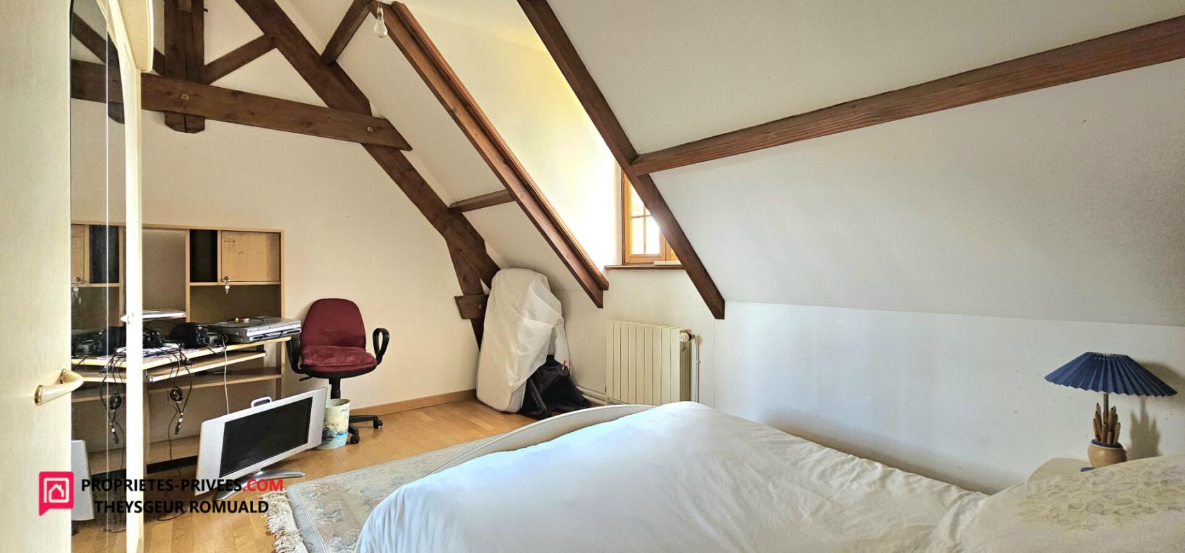 EGREVILLE Corps de ferme 7 pièce(s) 190 m2 10