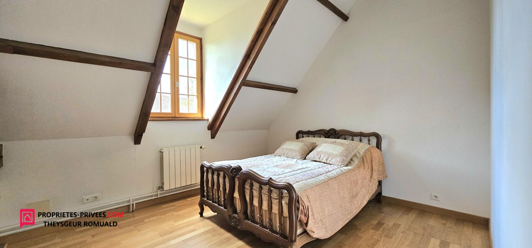 EGREVILLE Corps de ferme 7 pièce(s) 190 m2 11
