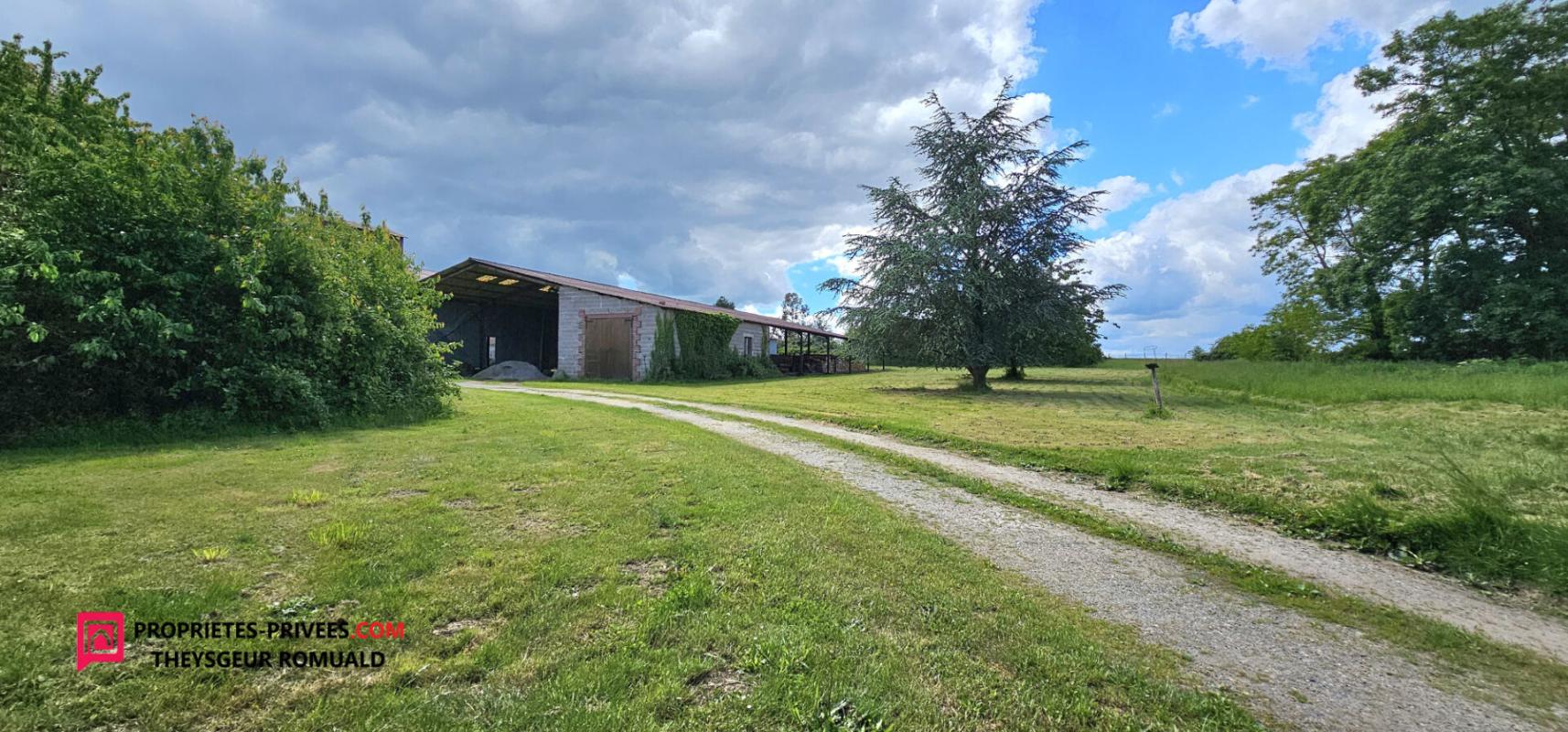 EGREVILLE Corps de ferme 7 pièce(s) 190 m2 18