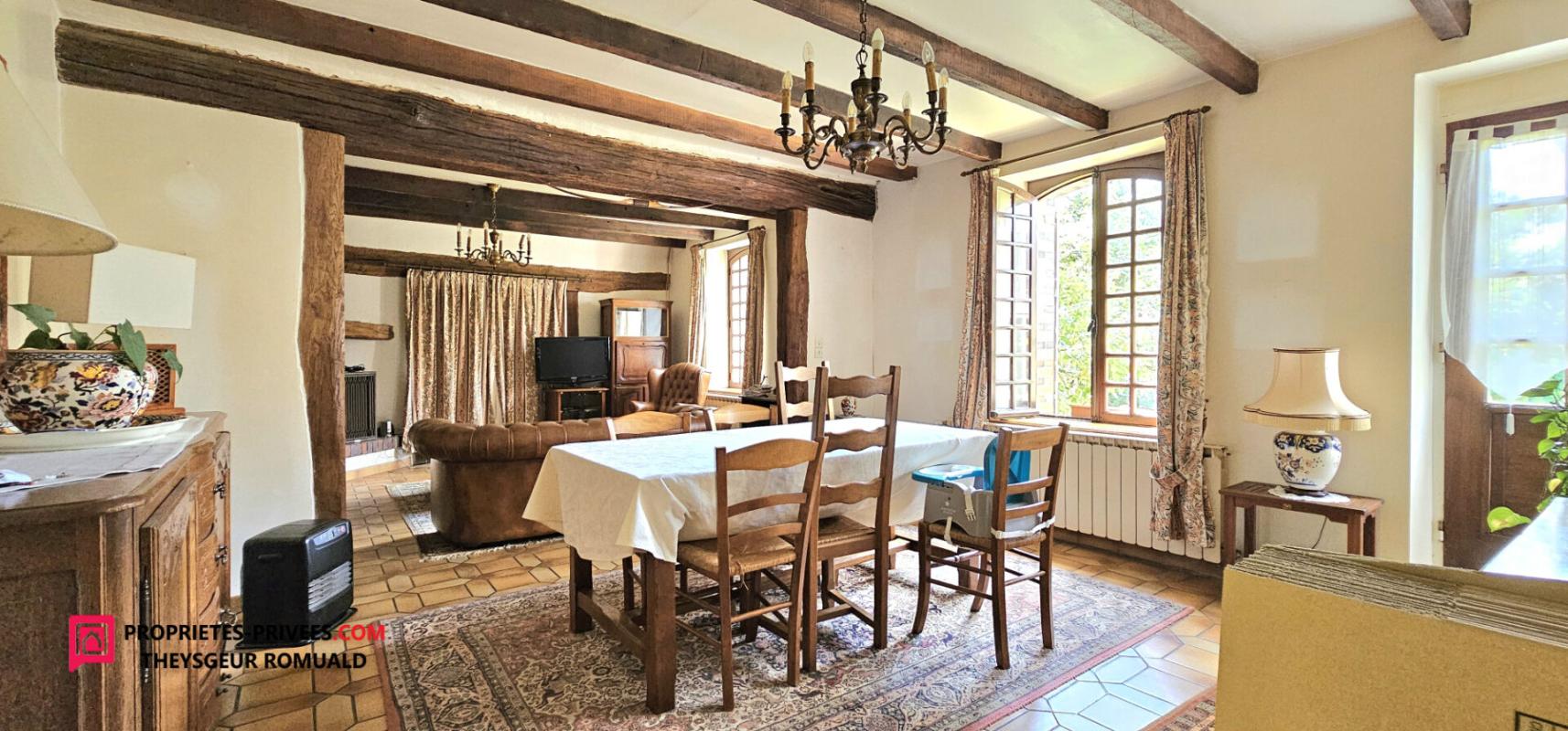 EGREVILLE Corps de ferme 7 pièce(s) 190 m2 6
