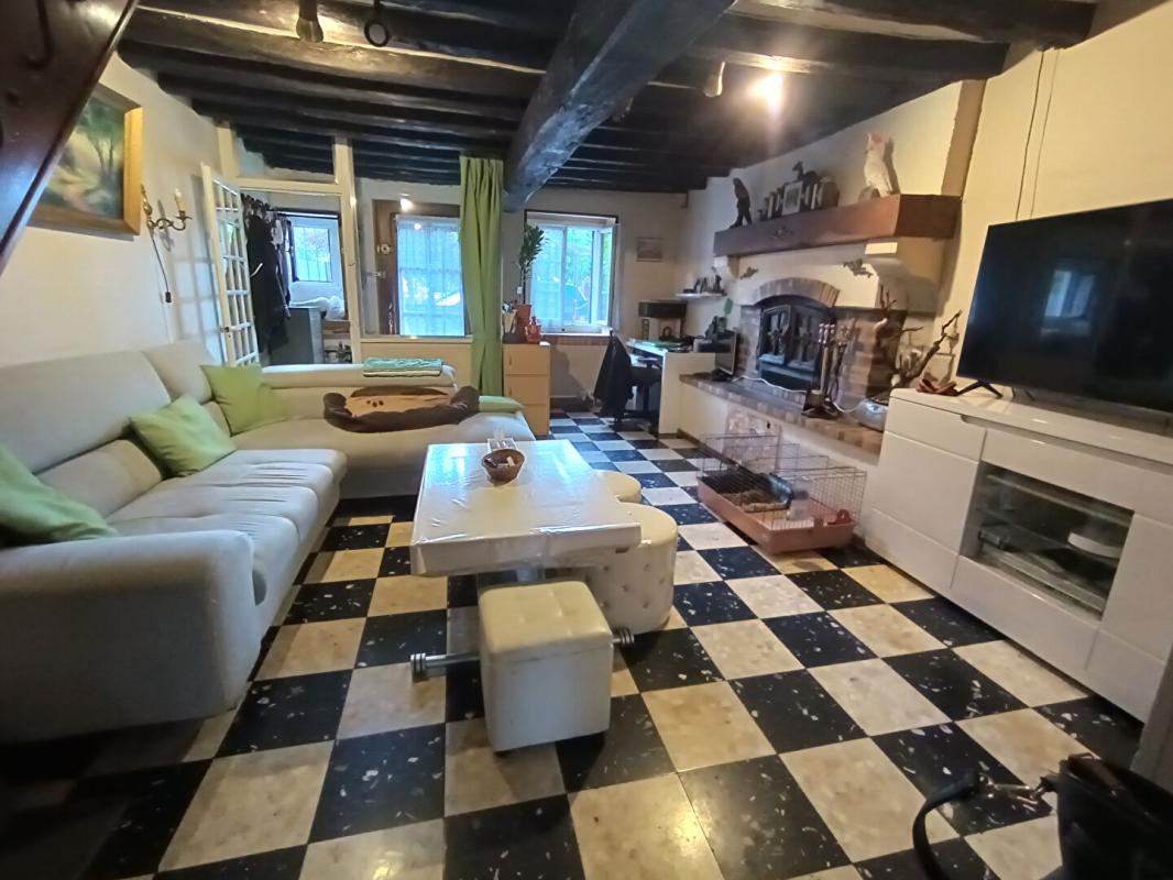 SAINT-PARIZE-LE-CHATEL MOIRY - MAISON DE BOURG 69 M2 12