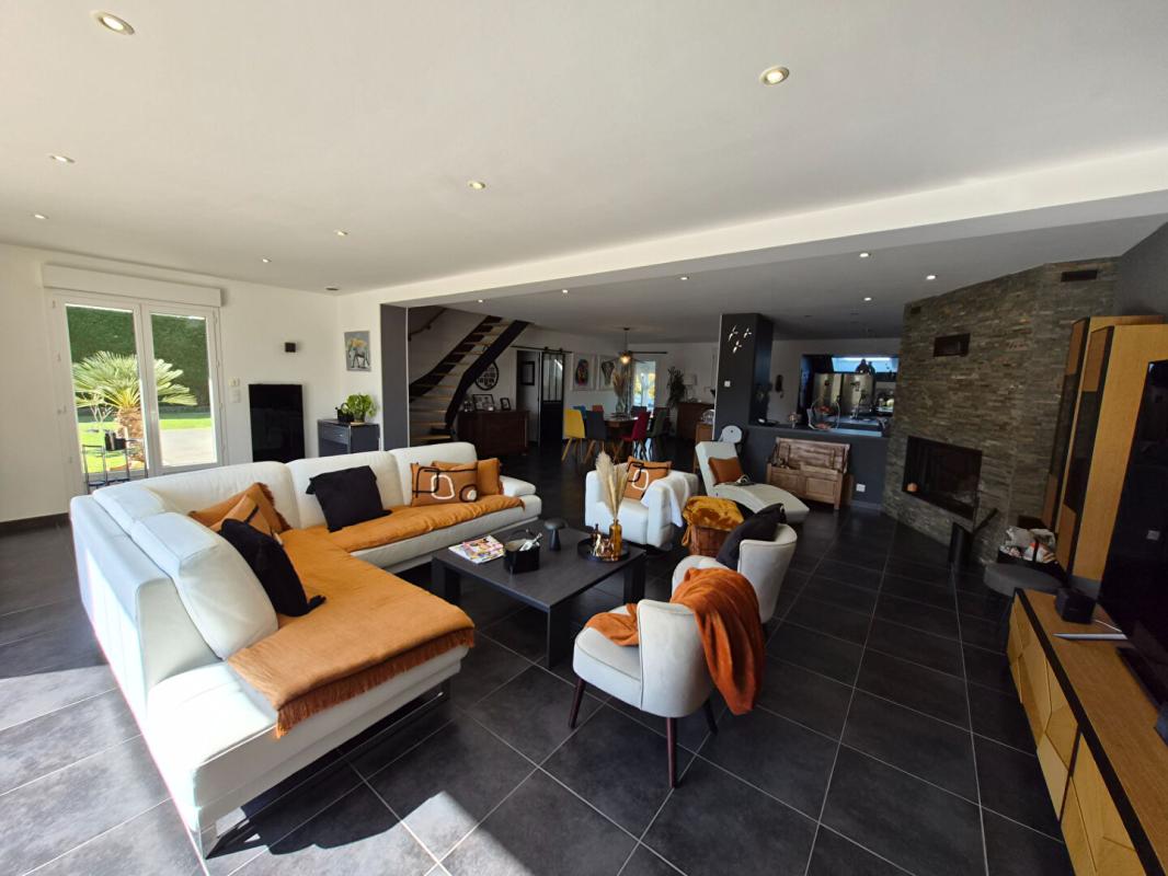 ANCTOVILLE-SUR-BOSCQ Magnifique maison moderne de 8 pièce(s) 230 m2 aux portes de Granville 1