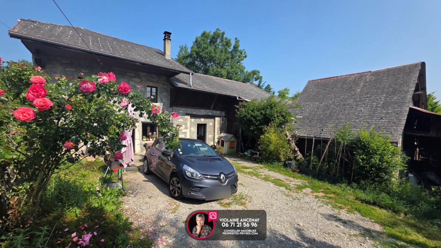 MONTAGNOLE Maison à rénover Montagnole, 82 m2 + grange 1