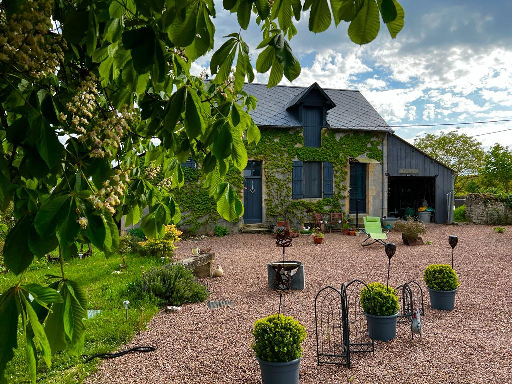 ISENAY Propriété à Isenay 5 pièce(s) 134 m2 5