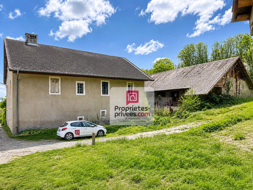 COISE-SAINT-JEAN-PIED-GAUTHIER Maison de caractère à rénovée avec corps de ferme 621 m2 Coise Saint Jean Pied Gauthier 4