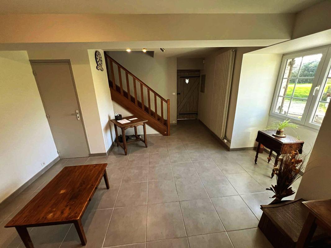ALLEMANS Maison Avec Piscine Allemans 8 pièce(s) 205 m2 5