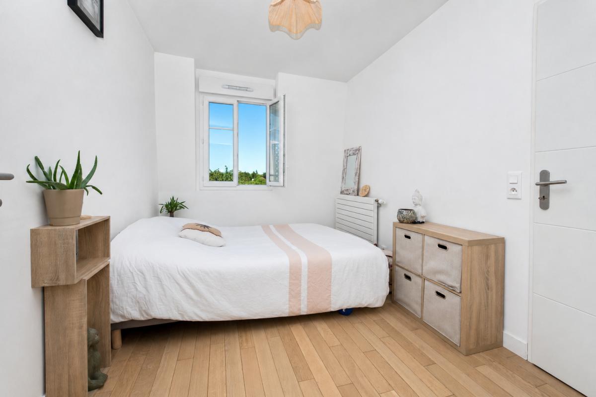 CROISSY-SUR-SEINE Appartement dernier étage 4 pièces balcon 6