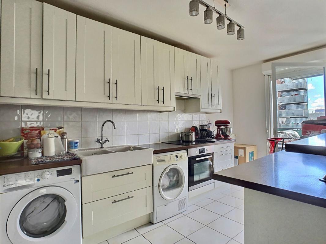 BORDEAUX Vente T3 63m2 BORDEAUX (33300) 3
