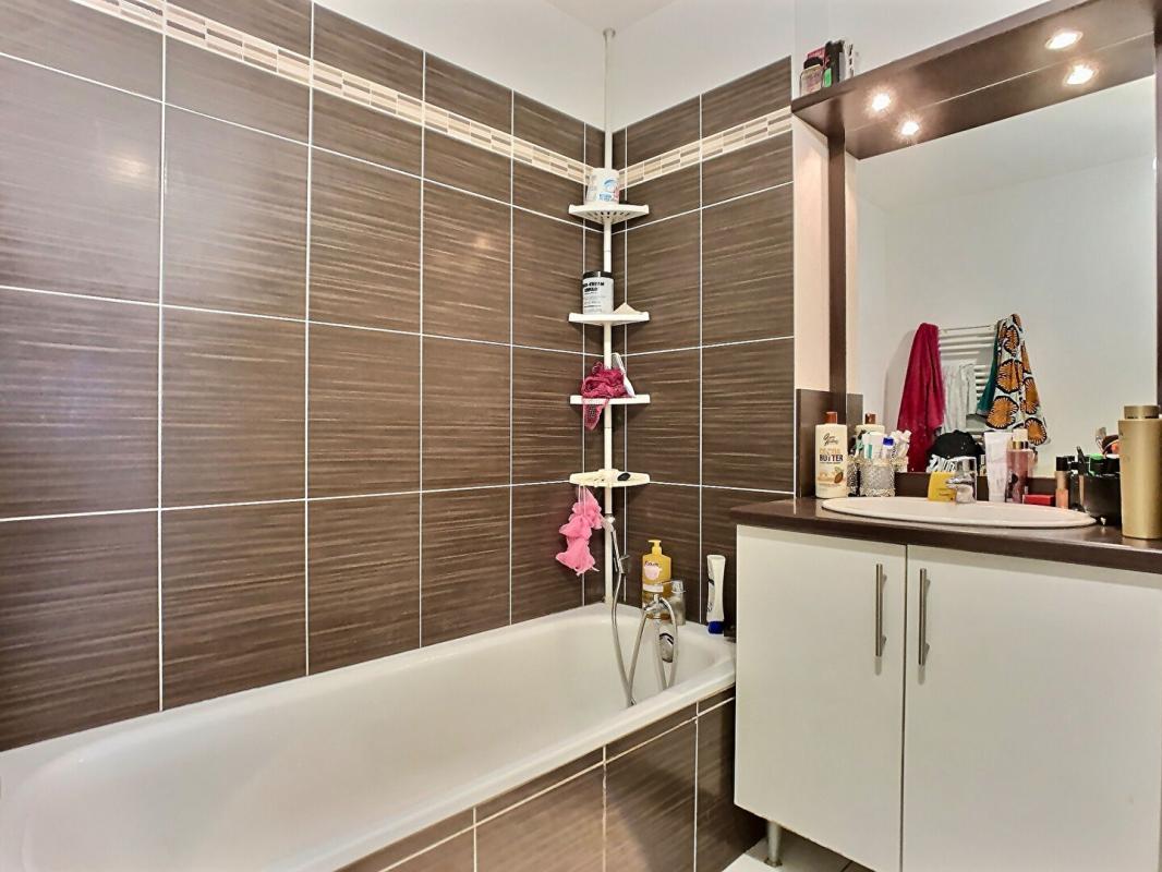 BORDEAUX Vente T3 63m2 BORDEAUX (33300) 6