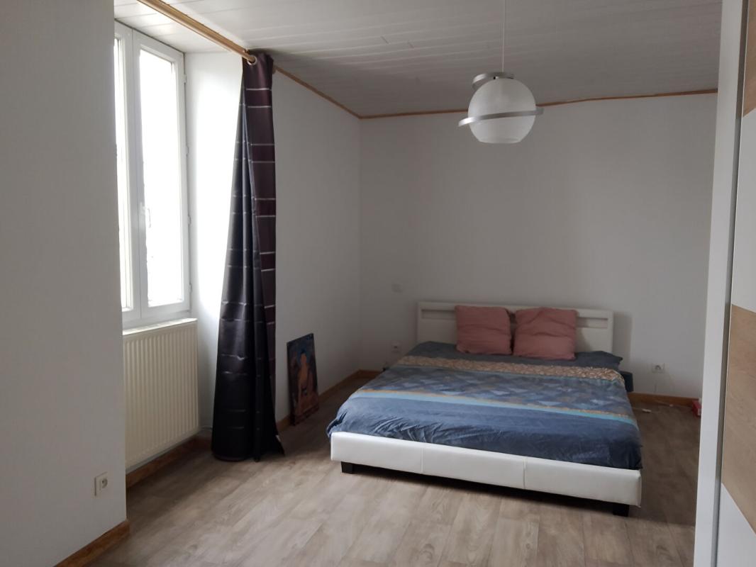SAINT-YRIEIX-SUR-CHARENTE Maison Saint Yrieix Sur Charente 170m2 terrain 3800m² 8